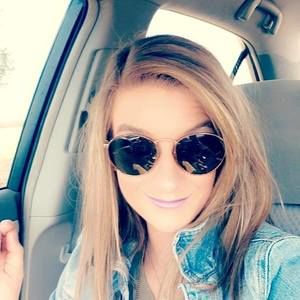 Meet your Posher, Molly